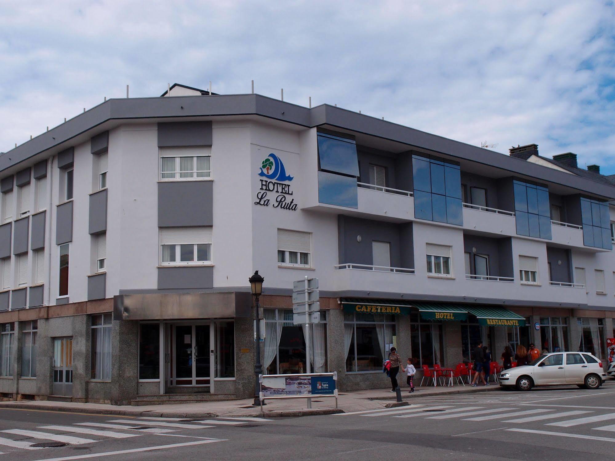 Hotel La Ruta Tapia De Casariego Exteriör bild